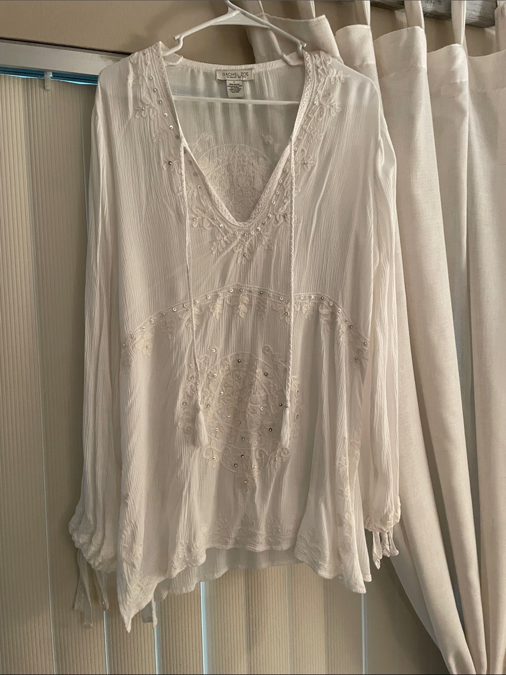 Rachel Zoe Cream Embroidered V-Neck Tunic Top